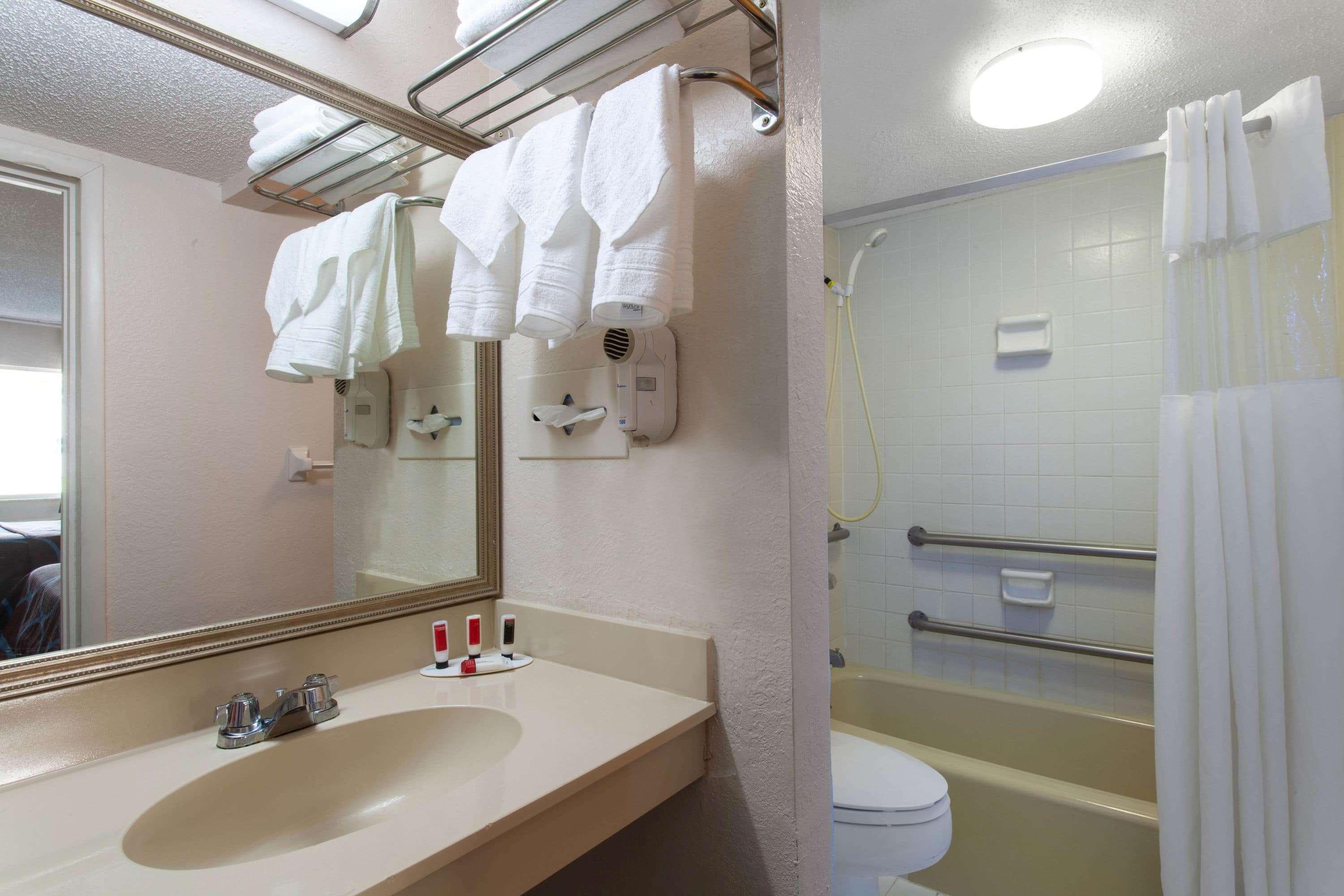 Super 8 By Wyndham Kissimmee Motel Buitenkant foto