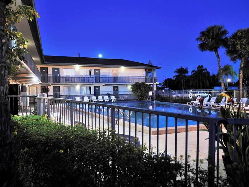 Super 8 By Wyndham Kissimmee Motel Buitenkant foto